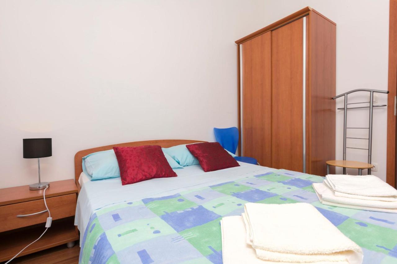Apartments Vladimir Primošten Buitenkant foto