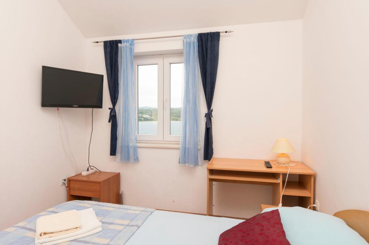 Apartments Vladimir Primošten Buitenkant foto